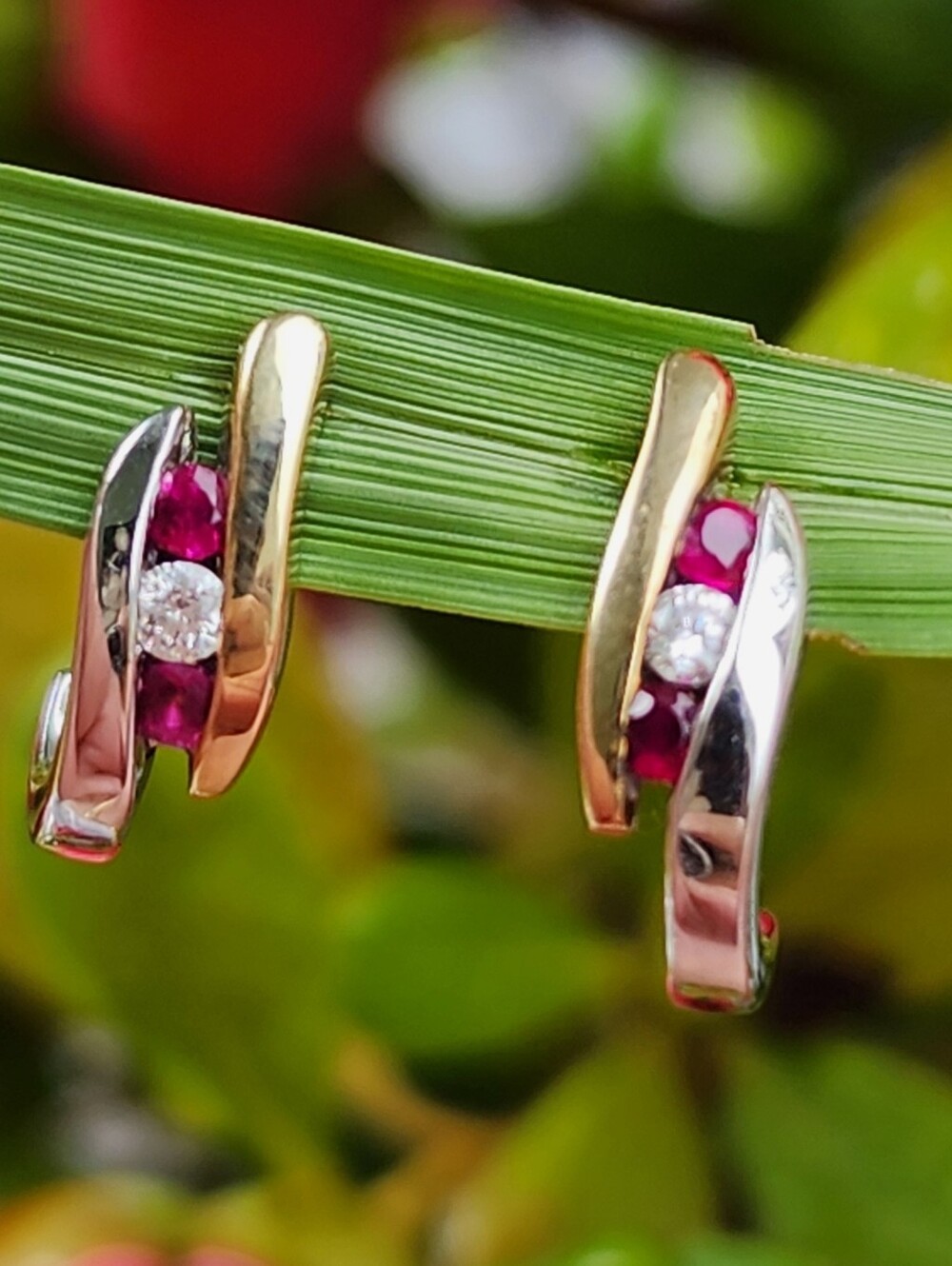 9kt Diamond Ruby Earrings